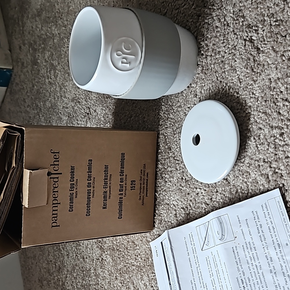 Pampered Chef personal egg cooker